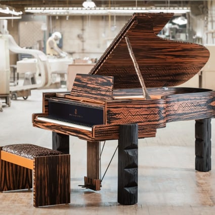 Steinway and Sons’ Kravitz Grand Limited Edition piano, named after Lenny Kravitz, definitely has some star quality. Photos: @lennykravtiz/Instagram, Steinway and Sons