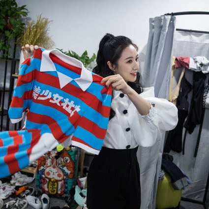 Chinese online influencer Viya prepares for live-streaming on the e-commerce platform Taobao in May 2020. Photo: Getty Images