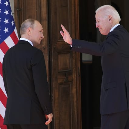 Russian President Vladimir Putin (left) and US President Joe Biden meet in Geneva, Switzerland, on June 16, 2021. The leaders will send senior officials for fresh talks in Geneva on January 10. Photo: AP 