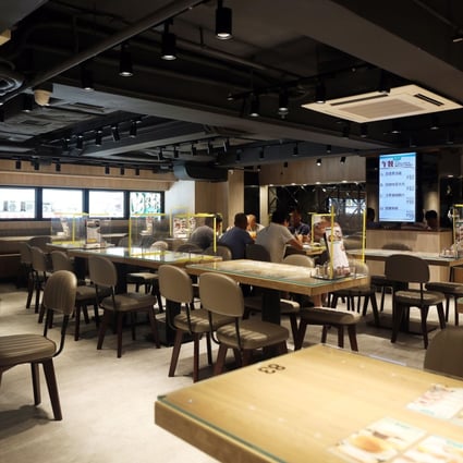 An empty restaurant at lunch time in Hong Kong on 15 July  2020. Photo: Xiaomei Chen