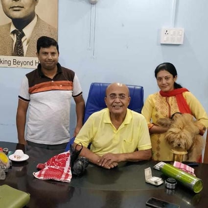 Salil Tripathi (L) and his wife Sucheta (R). Photo: family handout