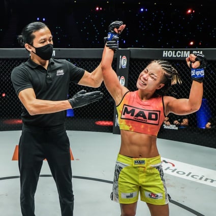 Ham Seo-hee celebrates after defeating Denice Zamboanga. Photo: ONE Championship