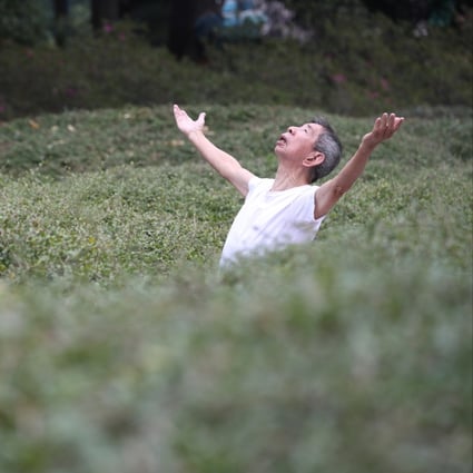 An elderly man exercises in Hong Kong’s Kowloon Park on January 1. While many workers may dream of retired life amid the stress of the pandemic, retirement can bring its own problems, including loss of routine. Photo: Edmond So
