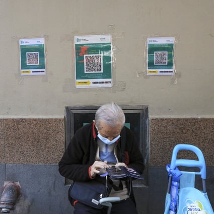 Many elderly residents in Hong Kong have struggled with the technology involved in the vaccination drive. Photo: Felix Wong