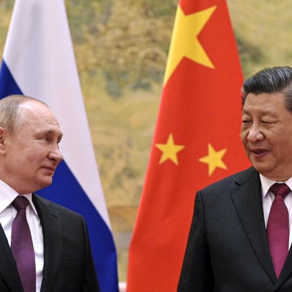 Chinese President Xi Jinping (right) and Russian President Vladimir Putin meet in Beijing on February 4. At the time they declared the friendship between their countries “has no limits.” Photo: Sputnik