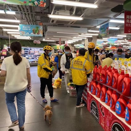 Many Shenzhen residents stocked up on food. Photo: Handout