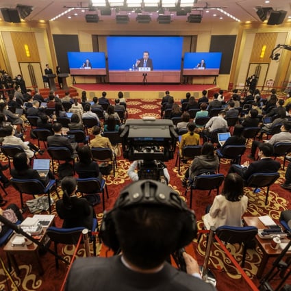 Premier Li Keqiang has pledged that China will offer up a variety of “oxygen-supplying” measures to help counter risks to economic growth in 2022. Photo: EPA-EFE