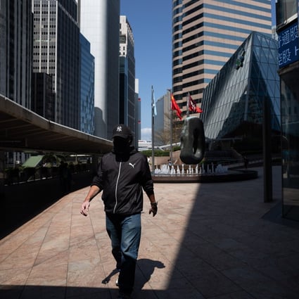 Hong Kong stocks slip as Tencent disappoints on earnings ...