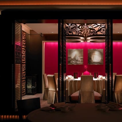 Dong Lai Shun’s interior sports a 21st century aesthetic Photo: Royal Garden Hotel