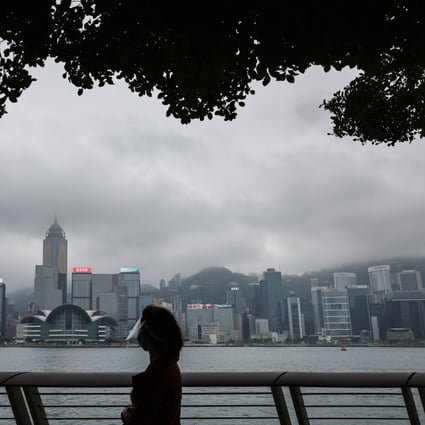 Hong Kong traders are also keeping a close watch on corporate earnings, with the deadline for annual results ending on Thursday. Photo: Nora Tam