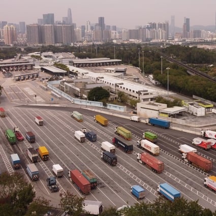 A survey by the Container Transportation Employees General Union last month found that 85 per cent of 1,163 respondents had no income under the current arrangements, while 90 per cent of drivers were forced out of work. Photo: Martin Chan