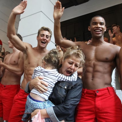 Infrarrojo Acechar alias Remember Abercrombie & Fitch's topless models? Netflix documentary reflects  on the brand's bad old days, from its hiring to a racist T-shirt | South  China Morning Post