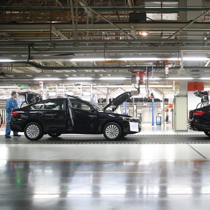 Workers on an assembly line at SAIC-Volkswagen’s factory in Shanghai on Oct. 30, 2018. Photo: Xinhua