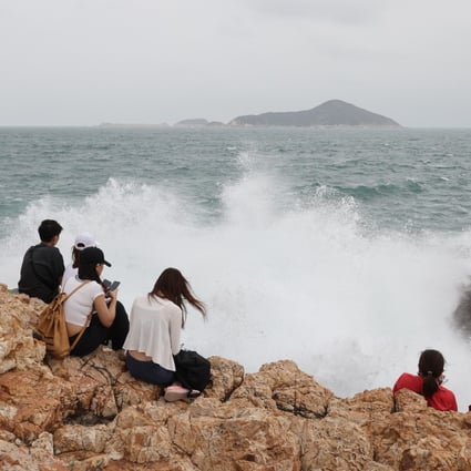 Easter weekend visitors enjoy the view at The Swire Institute of Marine Science, a research facility of The University of Hong Kong at Cape D’Aguilar. Photo: Jelly Tse