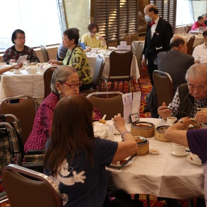 Customers dining at London Restaurant in Mong Kok. Photo: Yik Yeung-man