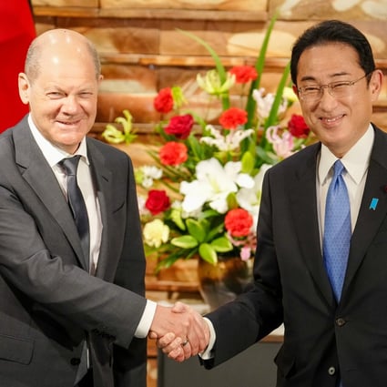 Japanese Prime Minister Fumio Kishida receives German Chancellor Olaf Scholz in Tokyo on Thursday. Photo: dpa