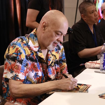 George Perez signs autographs in Las Vegas in 2019. Photo: Getty Images for Amazing Comic Conventions / TNS