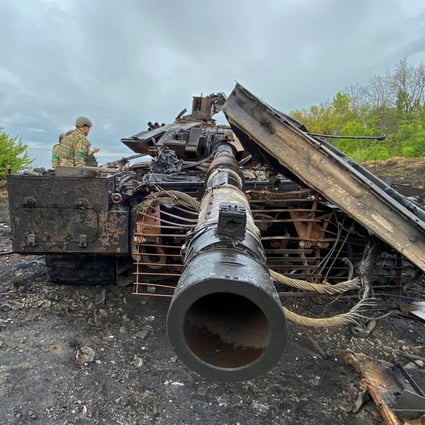 A destroyed T-90M Russian main battle tank in Kharkiv region, Ukraine. Photo: Reuters