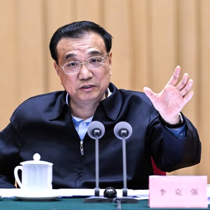Chinese Premier Li Keqiang chairs a symposium on stabilising growth, held in southwest China’s Yunnan Province on May 18. Photo: Xinhua