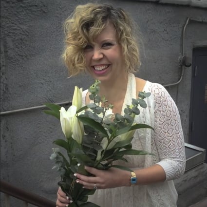 Erika Anderson married herself in New York to celebrate her independence and right to be single and happy, an expression of self-love and self-partnering that more people, especially women, are turning to. Photo: YouTube / Erika Anderson