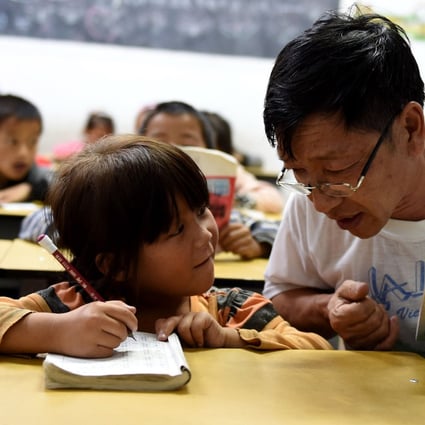 Authorities in Yunnan province are offering big cash payouts to China’s college graduates who take local jobs in fields such as education. Photo: Xinhua