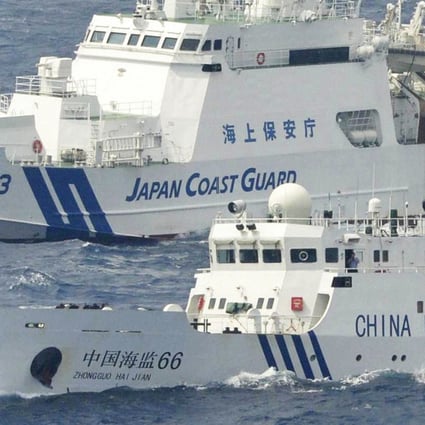 A Chinese surveillance vessel and a Japanese coastguard ship. File photo: via Getty Images