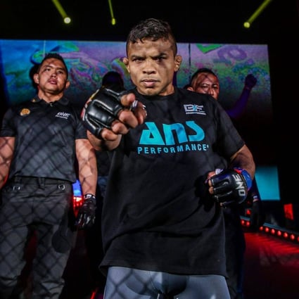 Bibiano Fernandes walks out to the ONE Circle for a bantamweight title fight with John Lineker. Photos: ONE Championship