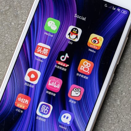 Chinese social media apps seen on a Xiaomi phone on January 17, 2022. Photo: Shutterstock