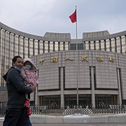Foreign investors sold a net value of 110 billion yuan (US$16.37 billion) of China’s government debt last month, cutting their total overall holdings to 3.66 trillion yuan, the People’s Bank of China (PBOC) said on Wednesday. Photo: AP