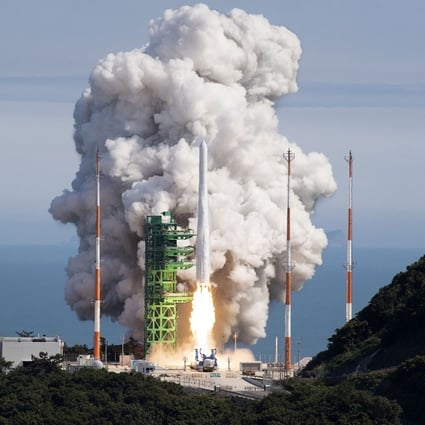 South Korea’s Nuri rocket lifts off from a launch pad at the Naro Space Centre in Goheung on Tuesday. Photo: KARI/AP