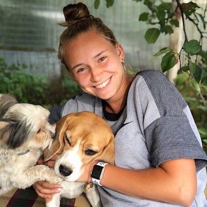 Inheems Onschuld Kast Meet Elena Rybakina, the calm 23-year-old who won Wimbledon 2022: the  Russian-born Kazakhstani tennis champ is known for her colourful Adidas  outfits … and adorable animal Instagram snaps | South China Morning