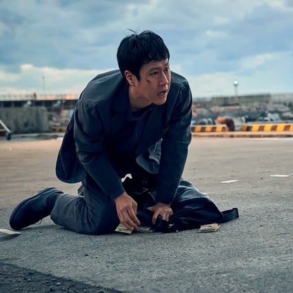 Jung Woo as Park Dong-ha in a still from A Model Family, one of seven K-drama highlights for August. Photo: Narda/Netflix
