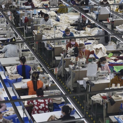 Cambodia has removed customs duties on nine out of 10 textile tariff lines, as part of its free-trade agreement with China that took effect this year. Photo: Xinhua
