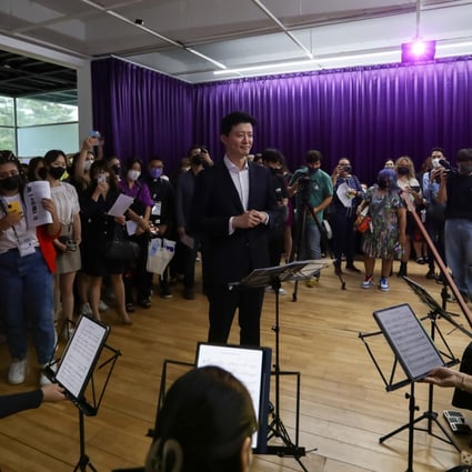 Composer Henry Cheng (centre) leads a performance of his “Suite to Army”, a 15-minute-long piece drawing on BTS hit songs and classical greats such as Bach and Wagner, at “BTS: The Third Global Interdisciplinary Conference in Seoul” in Seoul, South Korea. Photo: Courtesy of Henry Cheng