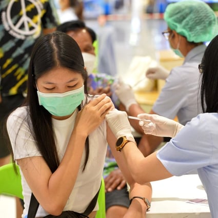 People receive a dose of Covid-19 vaccine in Bangkok, Thailand, last month. Photo: Xinhua