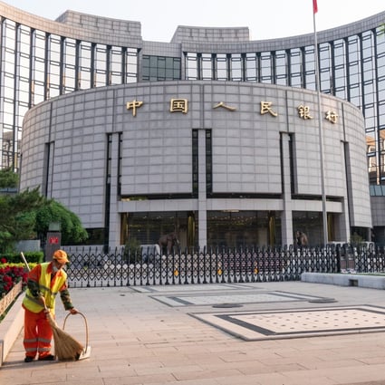 China’s central bank lowered the rate of one-year medium-term lending facilities to 2.75 per cent from 2.85 per cent on Monday. Photo: Bloomberg