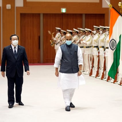 India’s defence minister Rajnath Singh (R) and Japan’s defence minister Yasukazu Hamada attend an honour guard ceremony before a Japan-India bilateral meeting in Tokyo on Thursday. Photo: via Reuters