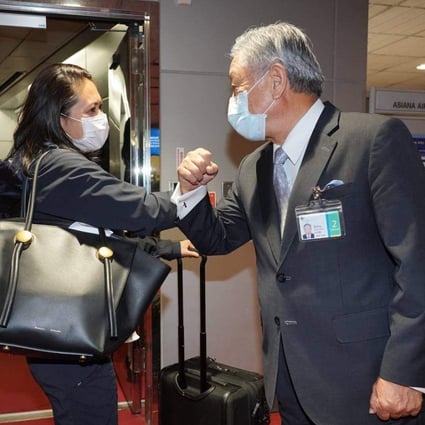 In this photo provided by Taiwan’s foreign ministry, US Representative Stephanie Murphy, Democrat of Florida, is greeted by Tien Chung-kwang, Taipei’s deputy foreign minister, on September 7 at Taiwan Taoyuan International Airport. Photo: Handout 