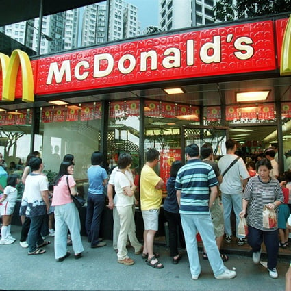 A McDonald’s Snoopy promotion in Hong Kong in 1998 gave away a different toy for 28 days. Police were called to various outlets to prevent violence over queue jumping. Photo: Robert Ng