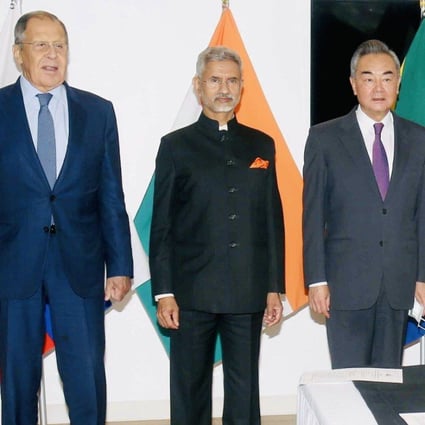 Russian Foreign Minister Sergey Lavrov (left), Indian External Affairs Minister Subrahmanyam Jaishankar, Chinese Foreign Minister Wang Yi, South African Foreign Minister Naledi Pandor, and Brazilian Foreign Minister Carlos Alberto Franco França during a BRICS gathering in New York on Thursday. Photo: Courtesy of @DrSJaishankar via Twitter