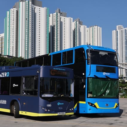 An electric bus, left, and a hydrogen fuel-cell electric double-decker bus are seen at Citybus’s West Kowloon Depot in this file photo from June 28. Citybus plans to press its first hydrogen buses into service next year. Photo: Edmond So