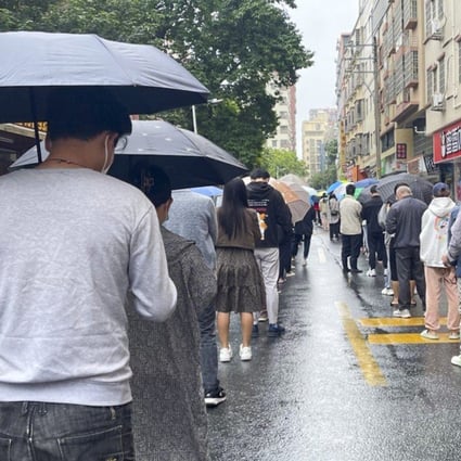 Authorities in Guangzhou said on Tuesday mass Covid-19 testing was required in nine districts where more than 90 per cent of new cases were found. Haizhu has extended its lockdown to Friday. Photo: Weibo