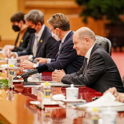 German Chancellor Olaf Scholz during a meeting with Chinese Premier Li Keqiang at the Great Hall of the People in Beijing, China, on November 4, 2022. Photo: EPA-EFE