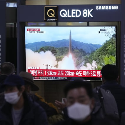 News on TV on North Korea’s missile launch seen at the Seoul Railway Station on Saturday, as North Korea launched four ballistic missiles into the sea after the US sent two supersonic bombers streaking over South Korea, in a duelling display of military might that underscored rising tensions in the region. Photo: AP