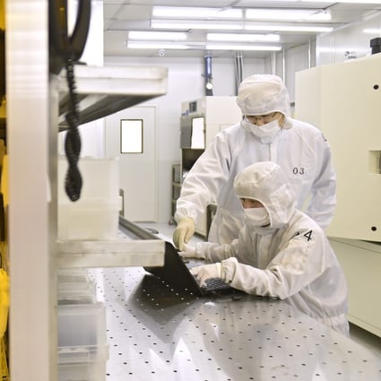 Engineers work at Xinguan Technology, a semiconductor enterprise in Dalian, northeast China’s Liaoning Province, April 1, 2019. Photo: Xinhua
