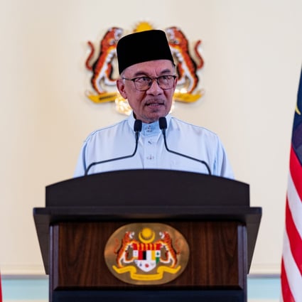 Malaysian Prime Minister Anwar Ibrahim speaks during a press conference in Putrajaya, Malaysia, on December 2. Photo: Prime Minister’s Office of Malaysia/Xinhua