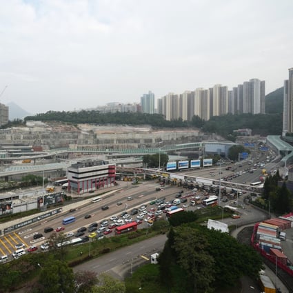 Vehicles pass toll booths at the Kowloon side of the Tseung Kwan O-Lam Tin Tunnel. Photo: Elson Li