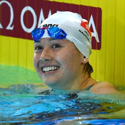 Siobhan Haughey celebrates winning gold in the 200m freestyle final at the 2022 Fina World Short Course Swimming Championships at Melbourne Sports and Aquatic Centre on December 18, 2022. Photo: Getty Images
