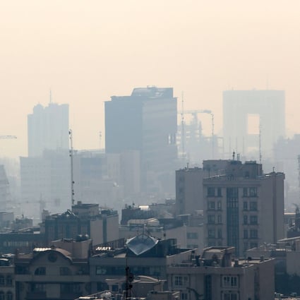 Pollution In Iran Toxic smog: Iran criticised for winter ‘air pollution catastrophe ...