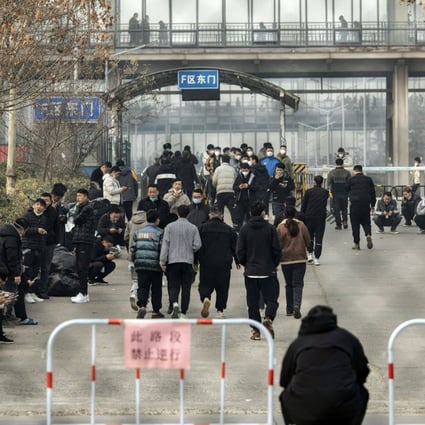 Employees during lunchtime at a Foxconn plant in Zhengzhou, Henan province in January. Photo: Bloomberg